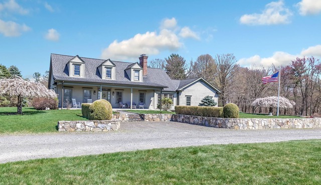 House Rental Next to State Park