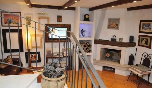 House Rilović - Two Bedroom House with Swimming Pool and Jacuzzi