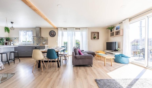 House sleeps 12 with all comforts