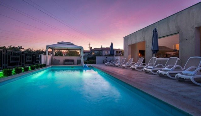 House Sanchi up to 8 People with private Pool in Labin by 22Estates