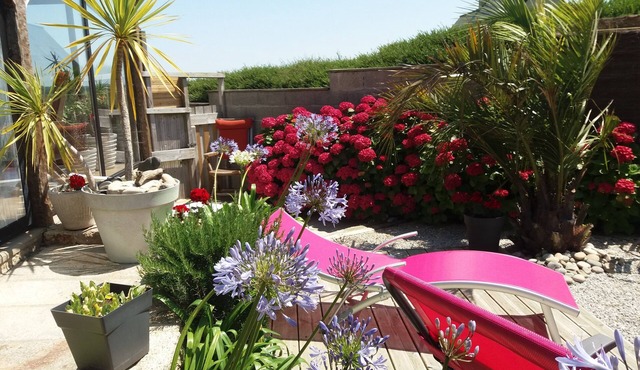 House sea view and countryside in a small village