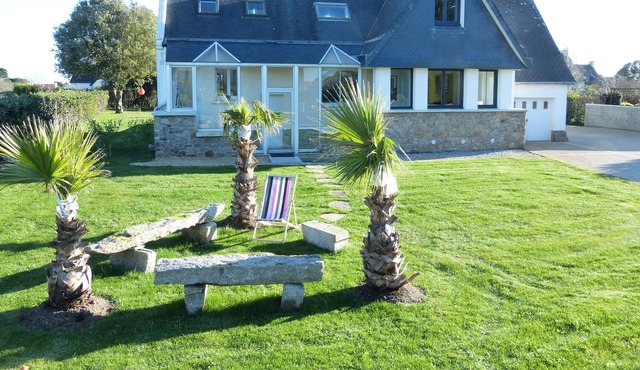 House, Seaside / beaches, 2 to 14 people, wifi