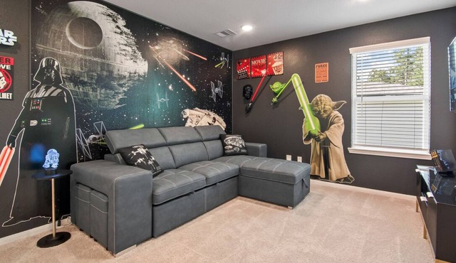 House Star Wars Themed w/Arcade Garage Room - 5 bedrooms near The Woodlands