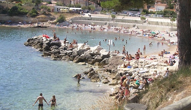 HOUSE SUNNY, QUIET BEACH 300M