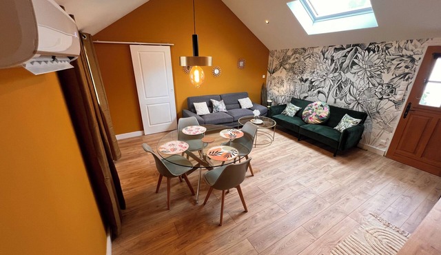 House T3 air-conditioned free parking quiet area close to factory outlets