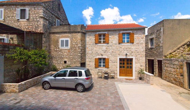 House Tia (11861-K1) - Vrboska - island Hvar