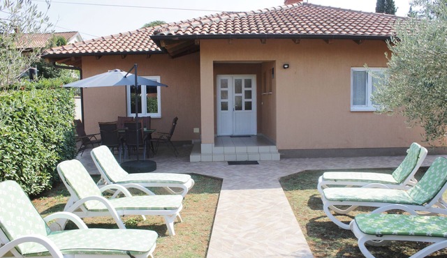 House TINA (79317-K1) - Savudrija