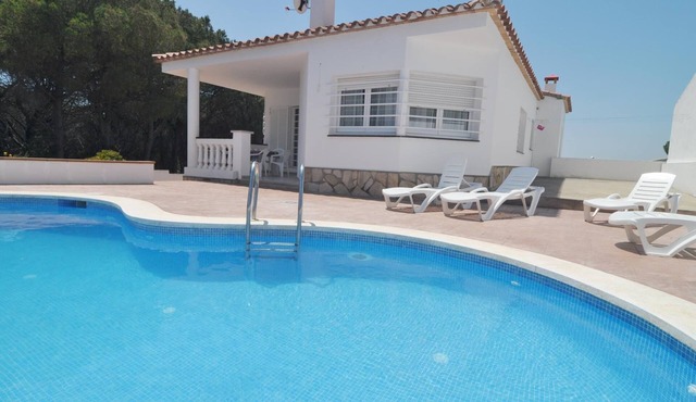 House very beautiful in quiet area