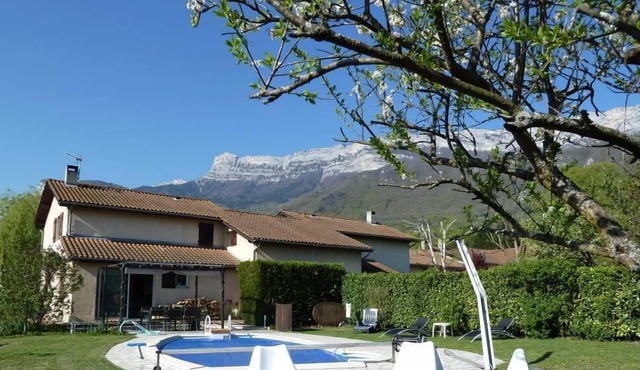 House / Villa - Claix