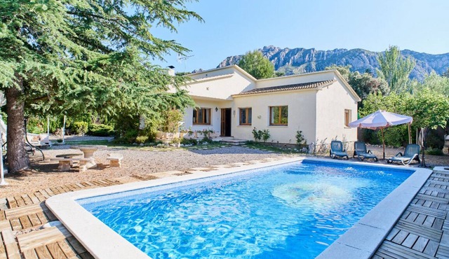 House/Villa - CollbatóHouse with pool and garden