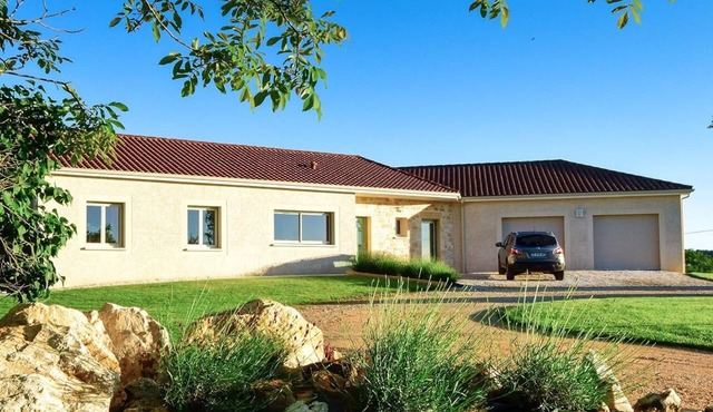 House/Villa - Doissat