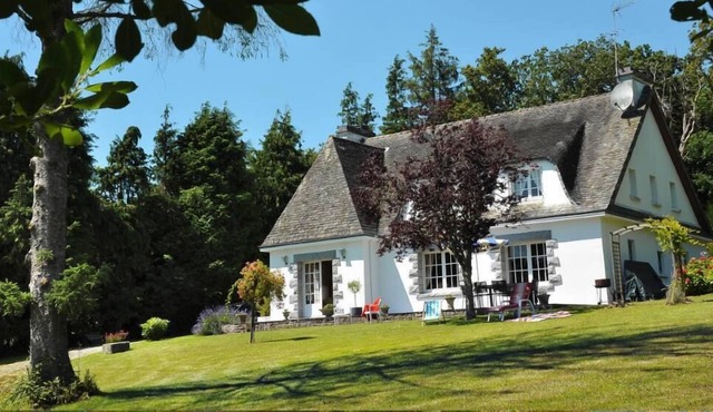 House / Villa - Logonna-DaoulasHouse with character