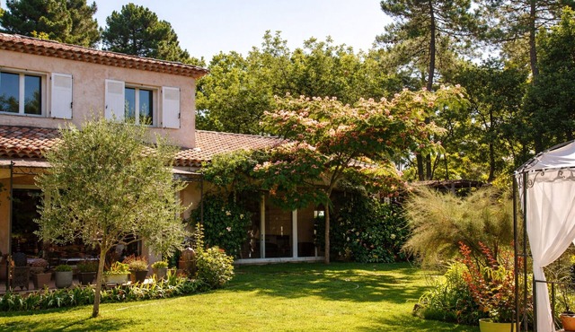 House/Villa - MONTAUROUX