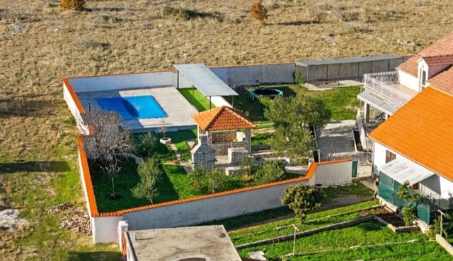 House Villa Zvonko Near NP Krka (121061-K1) - Sedramić