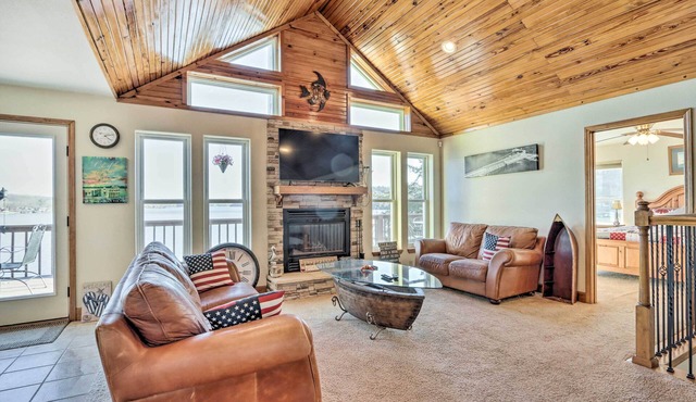 House w/Deck Overlooking Lake of the Ozarks!