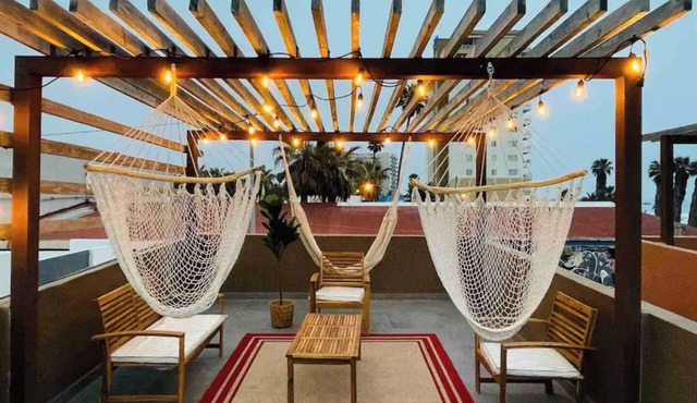 House w/Ocean View and Balcony!