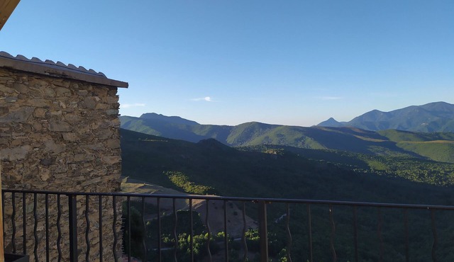 House with exceptional mountain views