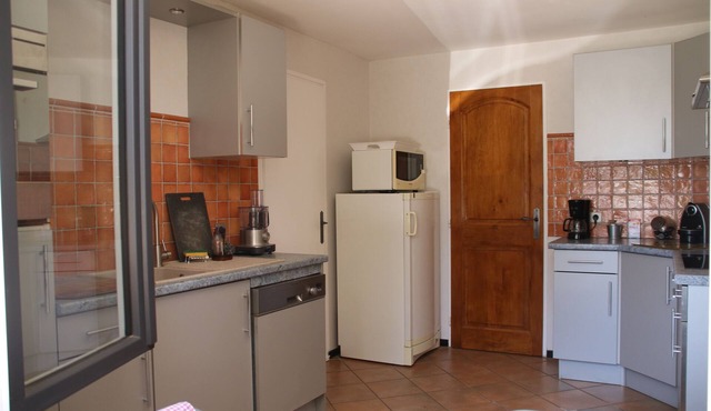 House with private pool tennis garden