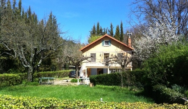 HOUSE WITH POOL REGIONAL PARK OF VERDON (6-8 people)