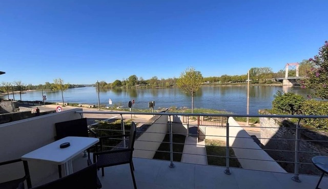 House with view of the Loire