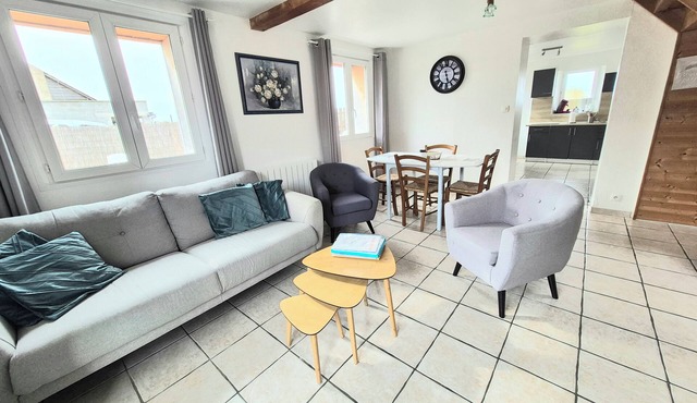 House with garden in Saint-Laurent-sur-Mer