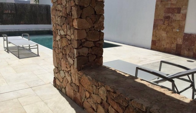 House with 3 bedrooms and 3 bathrooms, private pool, large solarium in Rodalquilar
