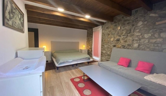 House with a different style for families and groups