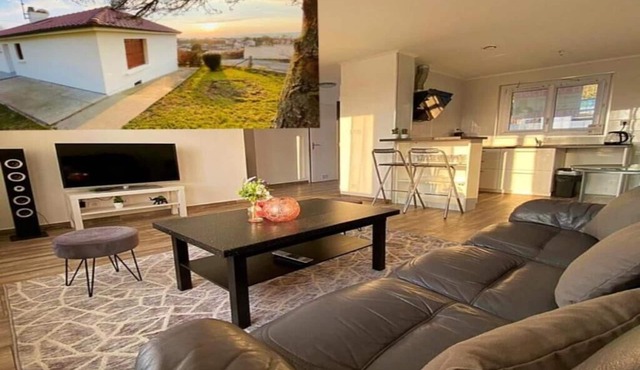 House with a view over the whole city