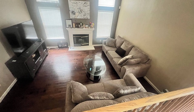 House with AC in Elk Grove