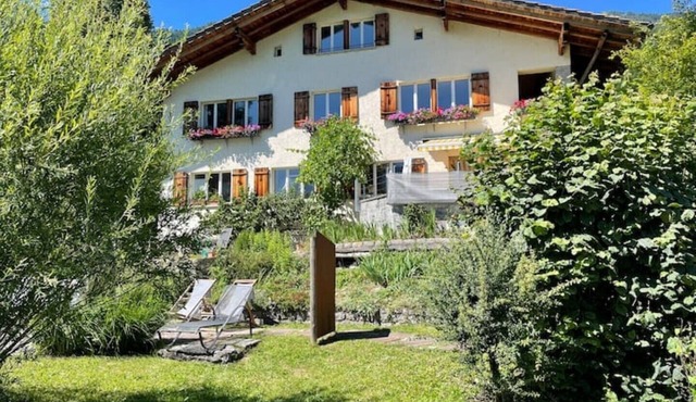 House with beautiful lake view, garden and pool