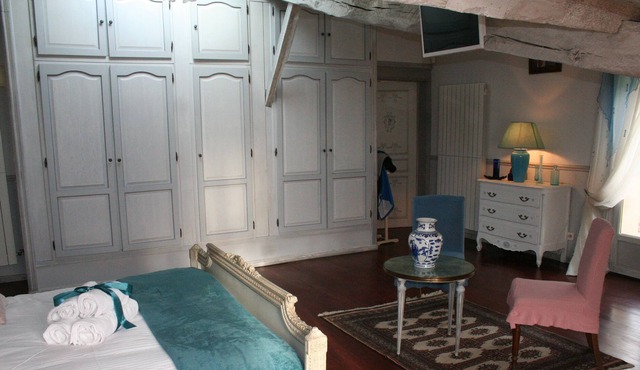 House with Charming Bed and Breakfast