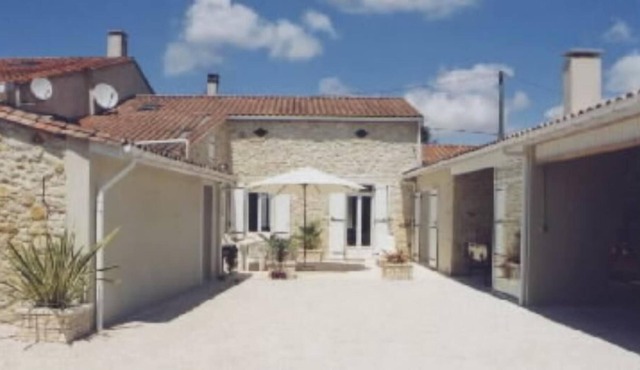 House with character and garden - 6 rooms - 8/12 persons