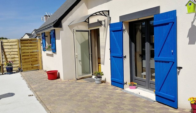 House with enclosed garden in a residence in Kermaria-Sulard-4 persons-2Ch