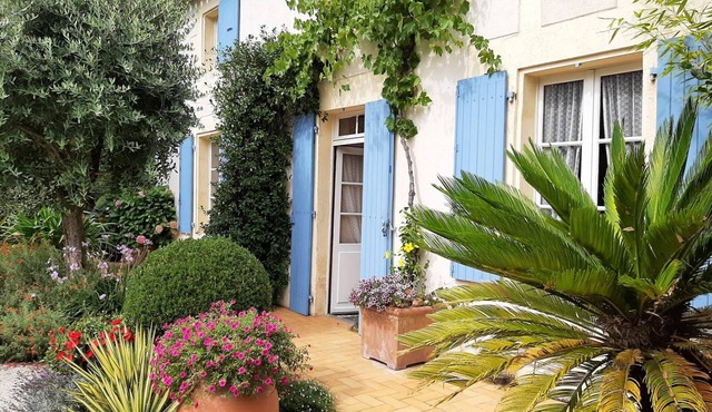 House with Enclosed Garden and Fireplace, near La Rochefoucauld