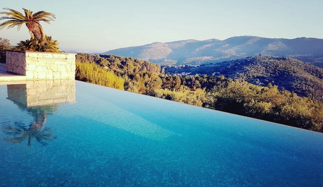 House with panoramic sea and mountain views