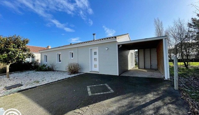 House with private garden - 6 guests