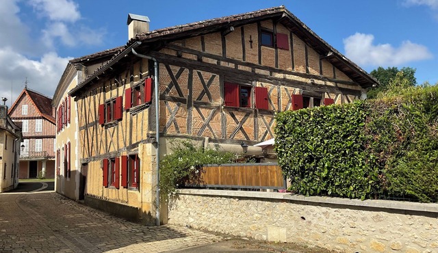House with heated pool