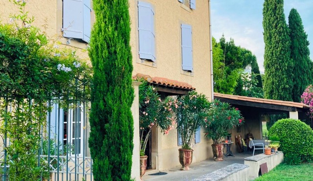 House with character, private swimming pool, near Carcassonne