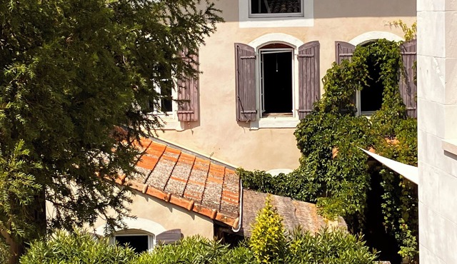 House with friends near St Rémy