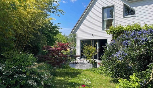 House with garden 25 minutes from Paris