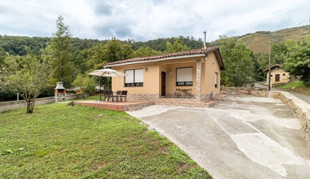 House with Garden in the Mountains of the Pasiego Valleys