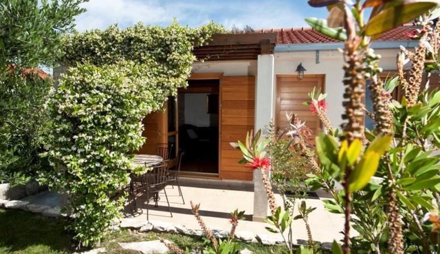 House with garden perfect for a family holiday