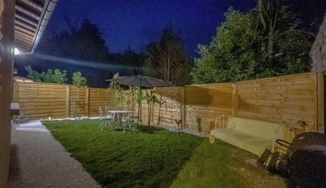 House with garden up to 4pers. near St Emilion-Pomerol and the Grands vins