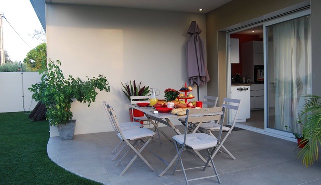 HOUSE with Jacuzzi 200 m grau beach CAP D'AGDE