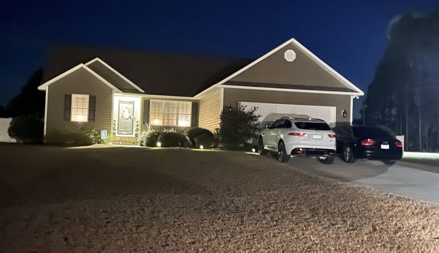 House with large outside area, 10 minutes and 6 miles to the US Open 2024!