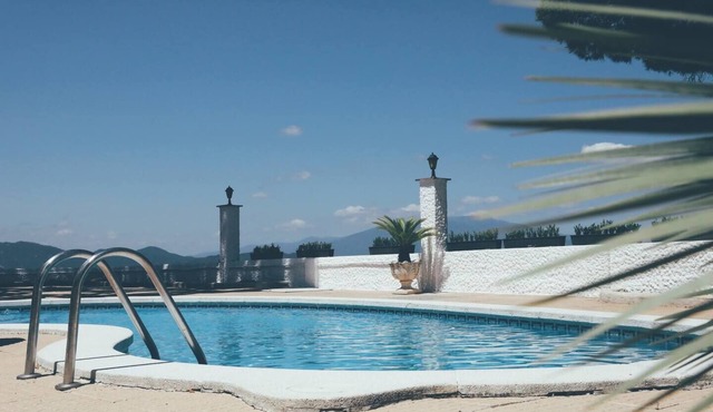 House With Panoramic View and Large Swimming Pool