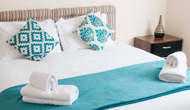 House with parking and garden close to Ring Road