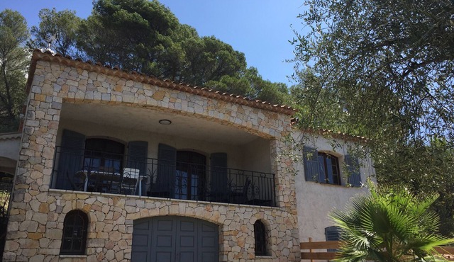 House with pool and garden near nice and Monaco