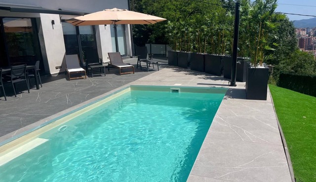 House with pool and views of Bilbao EBI03470