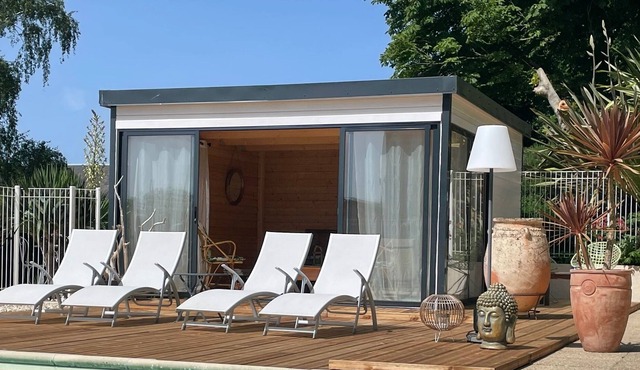 House with pool at Domaine de La Chouannerie 15 minutes from Puy du Fou